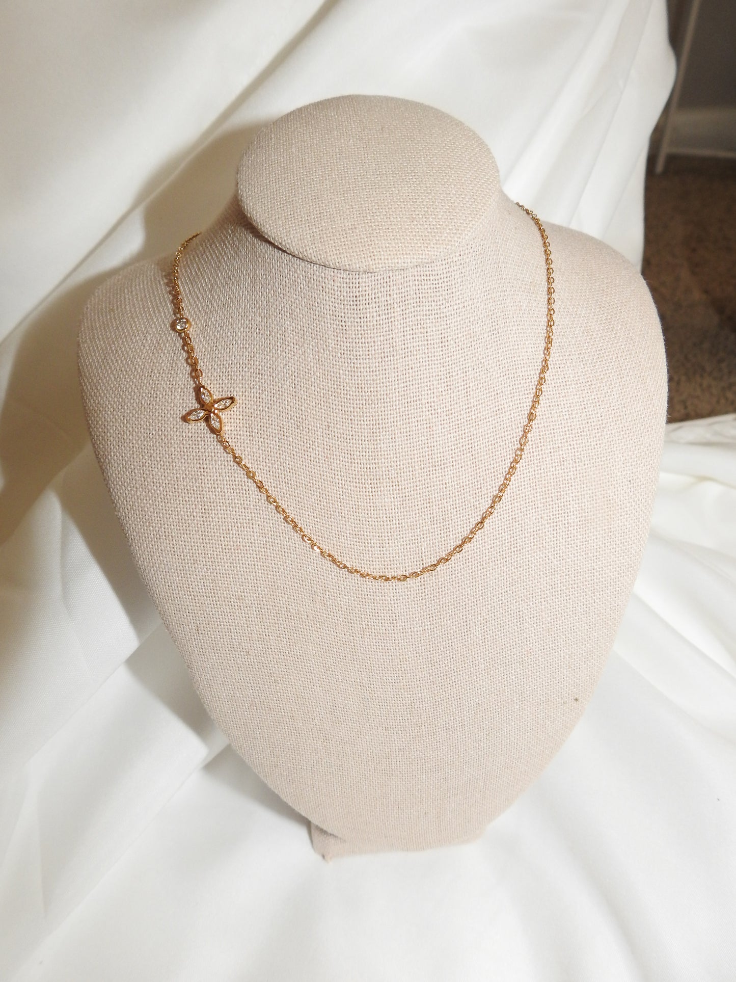 Fleur Necklace